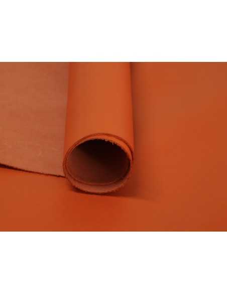 Cuero liso color Naranja para fabricación de artículos de piel con aspecto formal